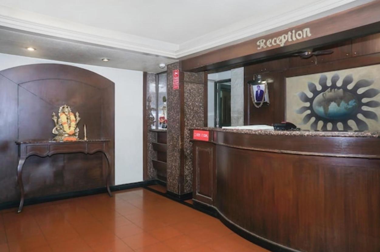Octave Bund Garden Hotell Pune Exteriör bild