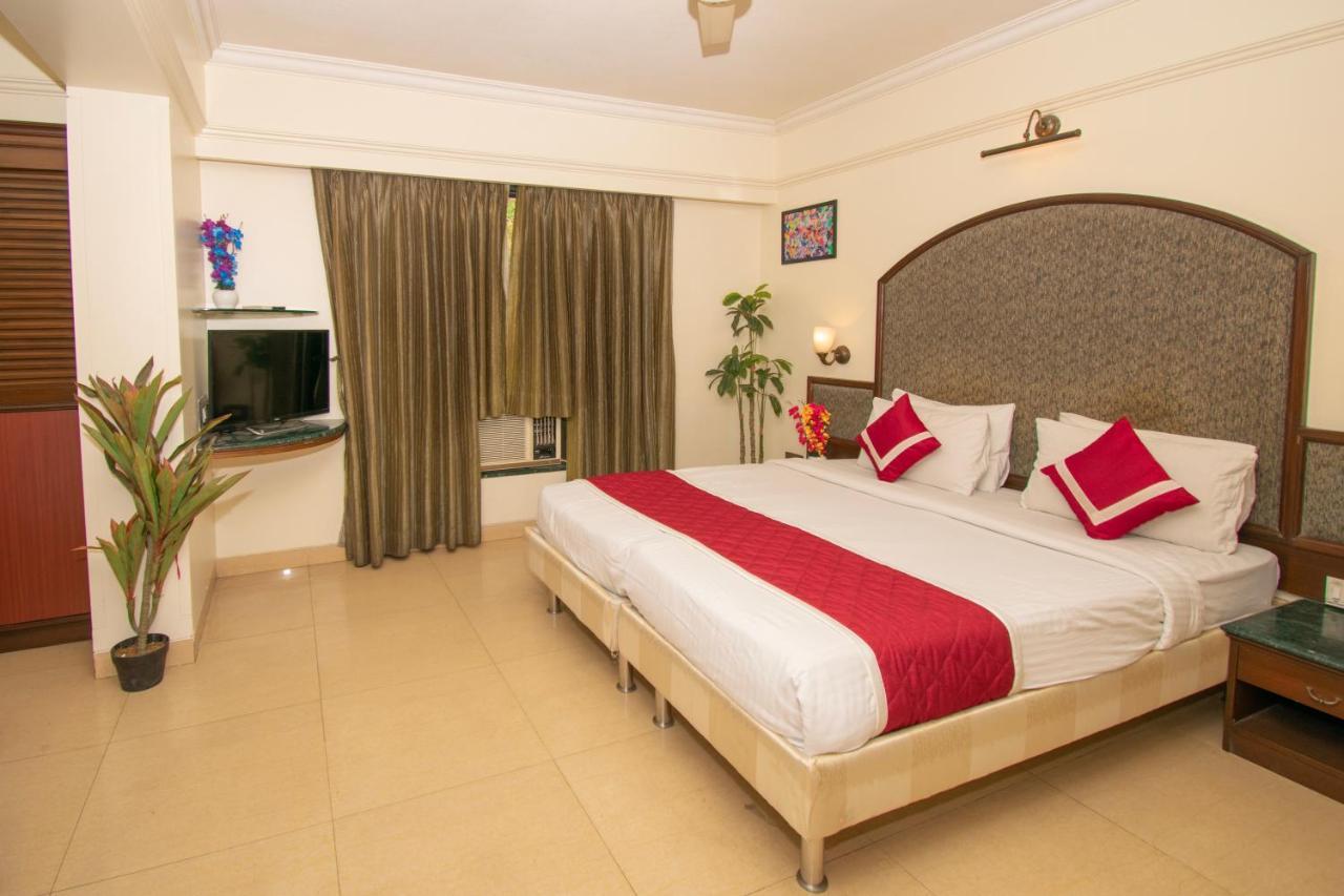Octave Bund Garden Hotell Pune Exteriör bild