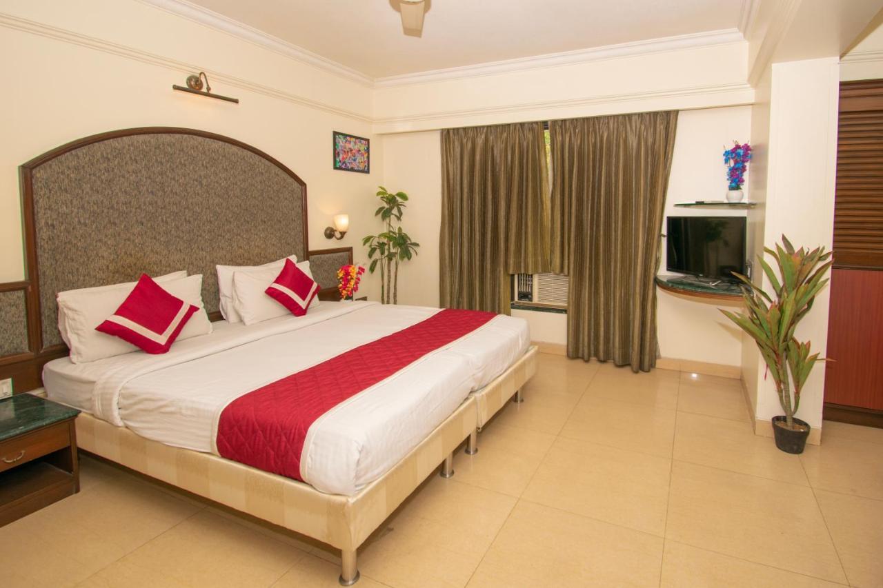 Octave Bund Garden Hotell Pune Exteriör bild