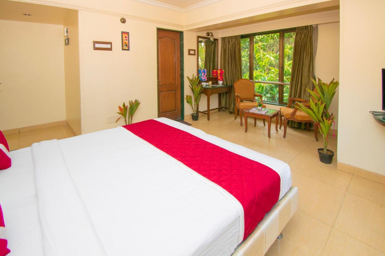 Octave Bund Garden Hotell Pune Exteriör bild